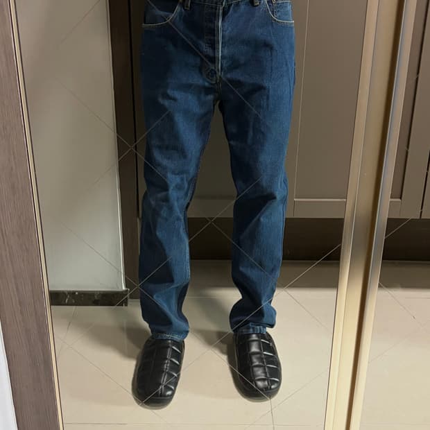 [Levi’s 501xx W38 L36]