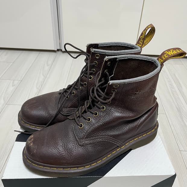 빈티지 닥터마틴 8홀 부츠