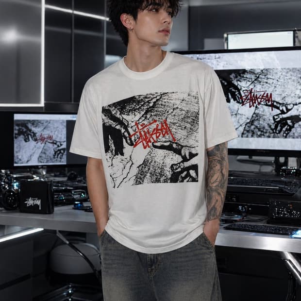 Stüssy 스투시 천지창조 그래픽 반팔 티셔츠 (아이보리)