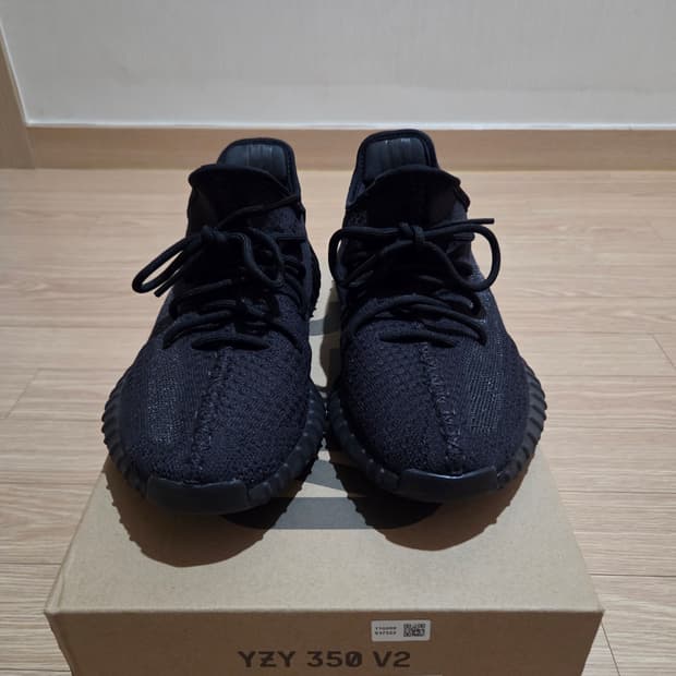 [260]아디다스 이지부스트 350v2 오닉스