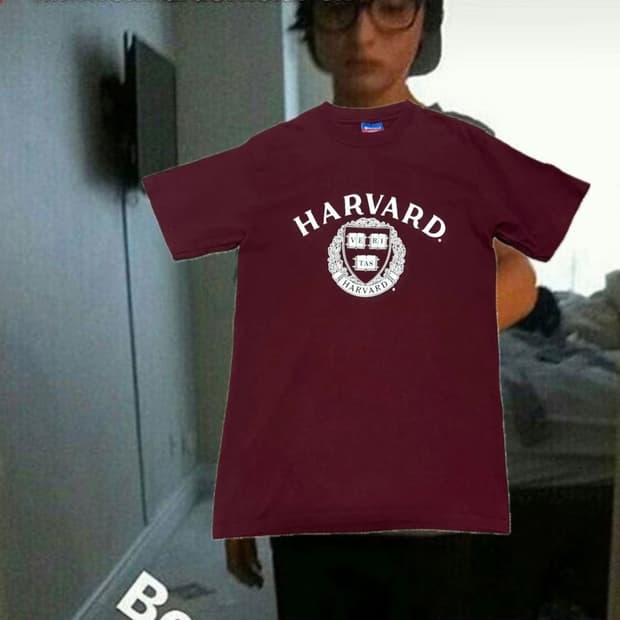 하버드 챔피온 반팔 티셔츠