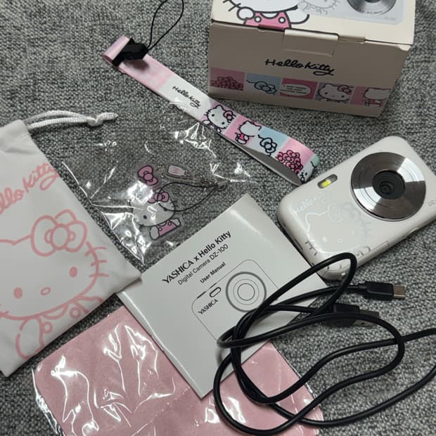 야시카x헬로키티 디카 키티디카 dz-100 키티 디지털카메라