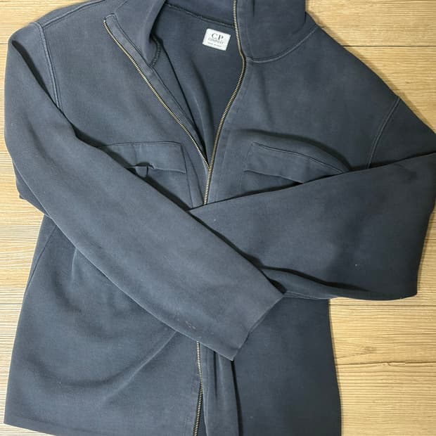 L) cp 컴퍼니 집업