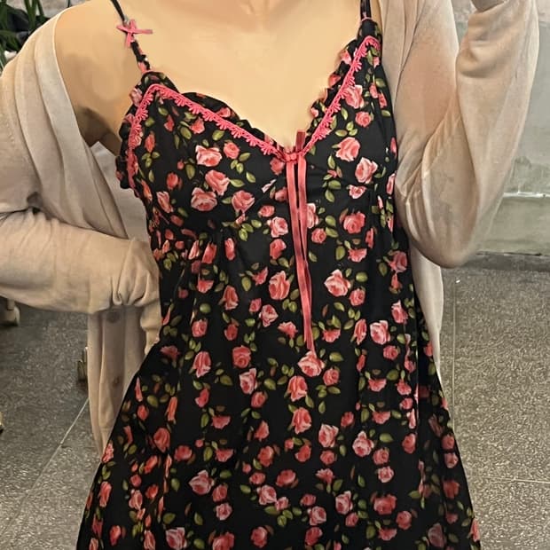 [Vintage] Rose printing satin top (OS)