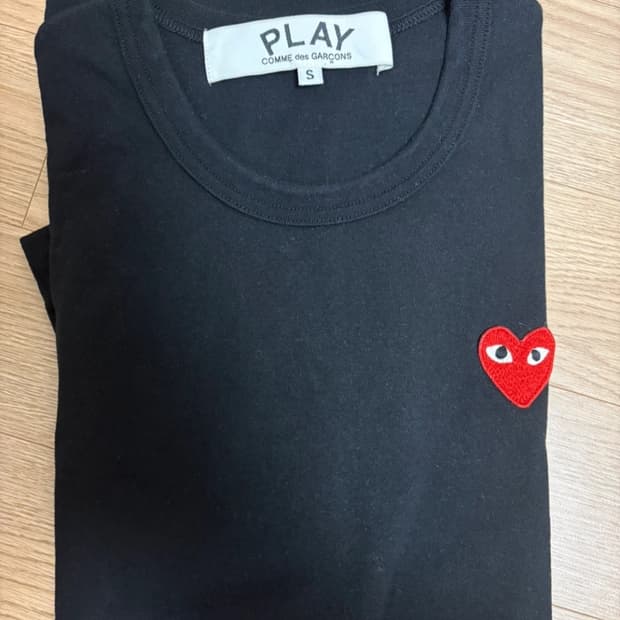 꼼데가르송 반팔티