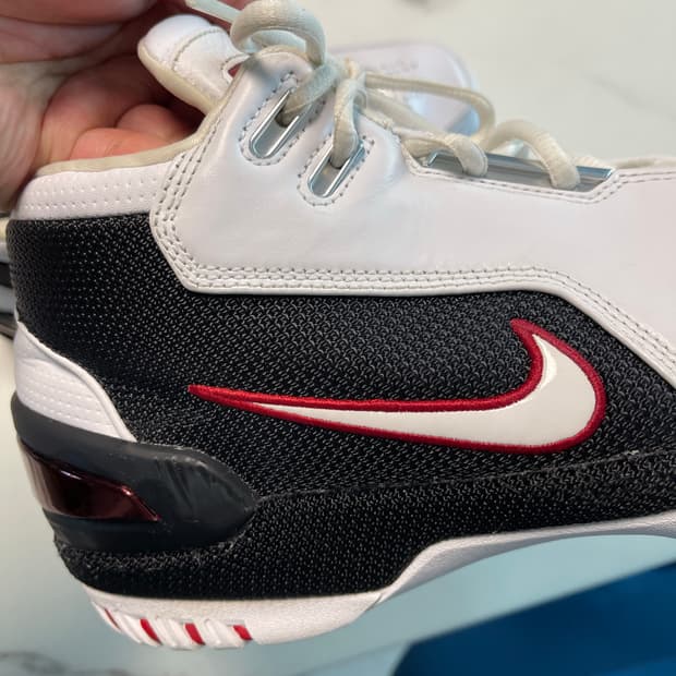 나이키 농구화 르브론1 줌 제너레이션