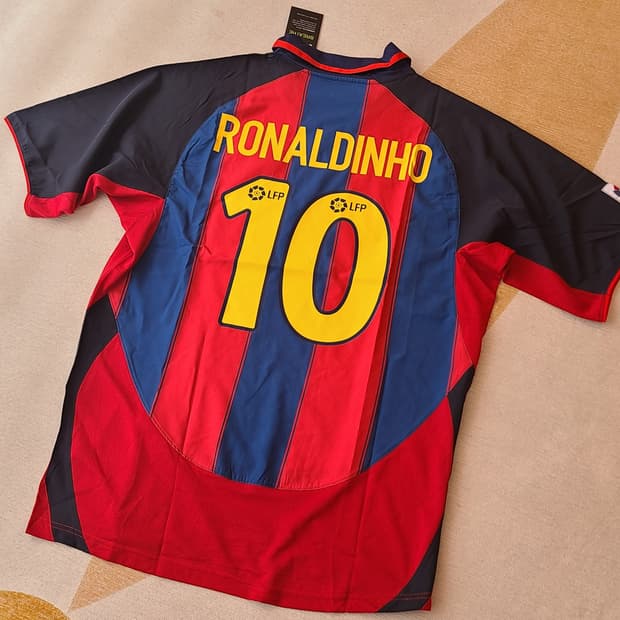 FC바르셀러나 호나우딩요 유니폼