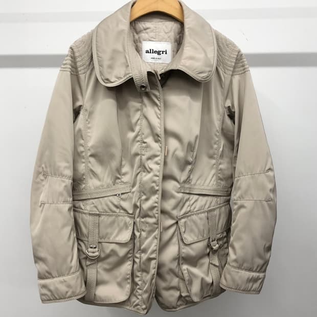 알레그리 여성 퀄팅 자켓 42사이즈(국내 55)