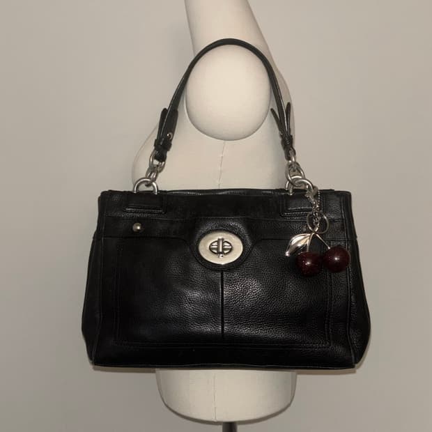 🚨연말세일🚨Coach Black Vintage Bag