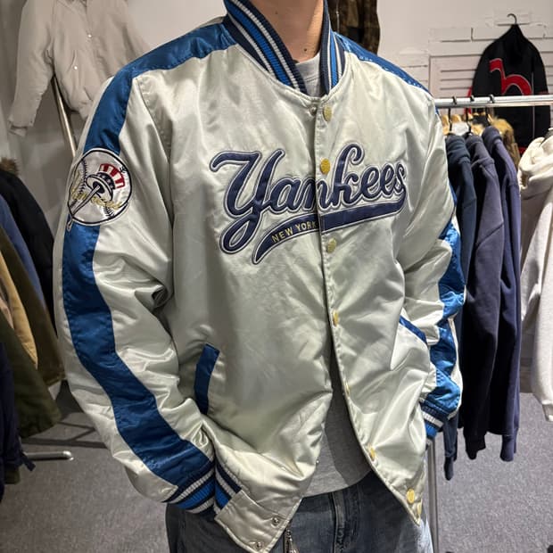MLB 앙키즈 베이스볼 자켓