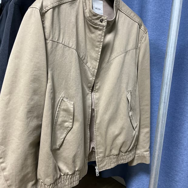 벨리에 세리프 해링턴 자켓