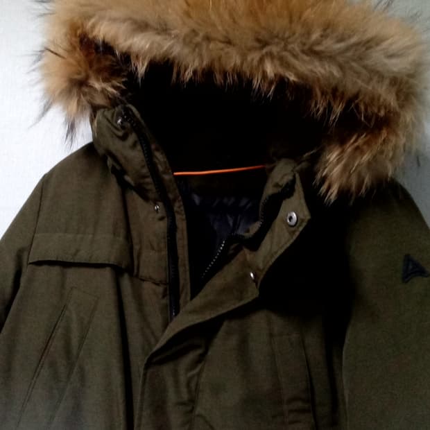 네파 리얼 라쿤 야상 패딩