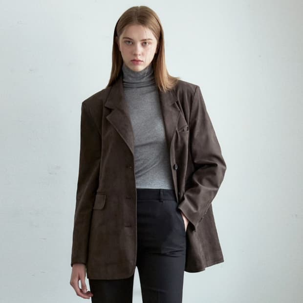 글로우앤님프(GLOW AND NYMPH) 스웨이드 자켓 프리사이즈