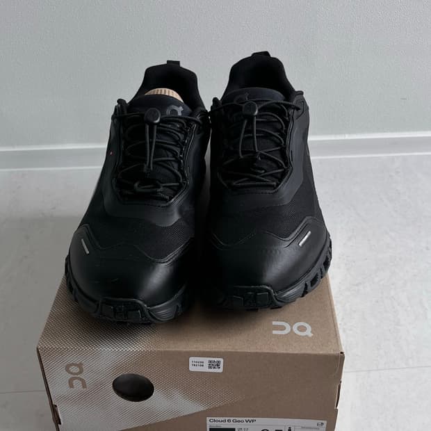 온러닝 클라우드6 지오 블랙 on geo 275 팝니다