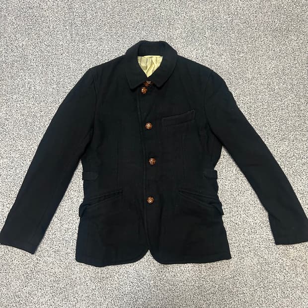 BOYCOTT Wool Button Black Jacket.