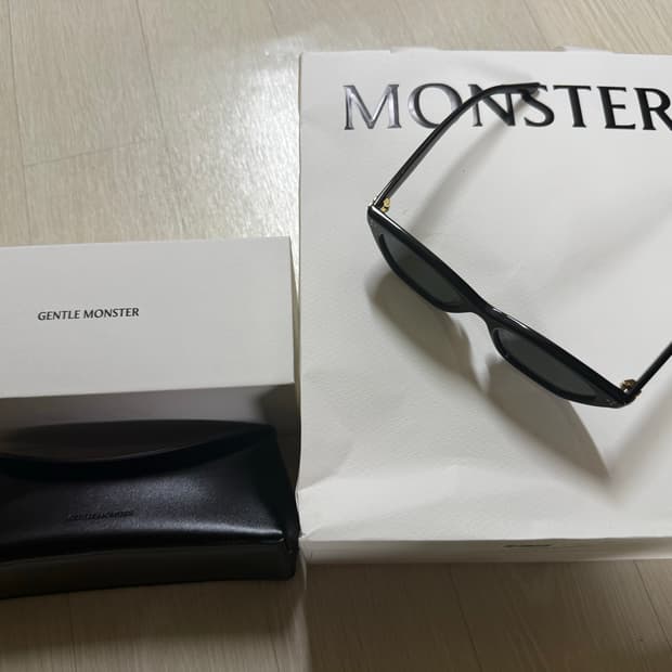 젠틀몬스터 지젤 01 블랙