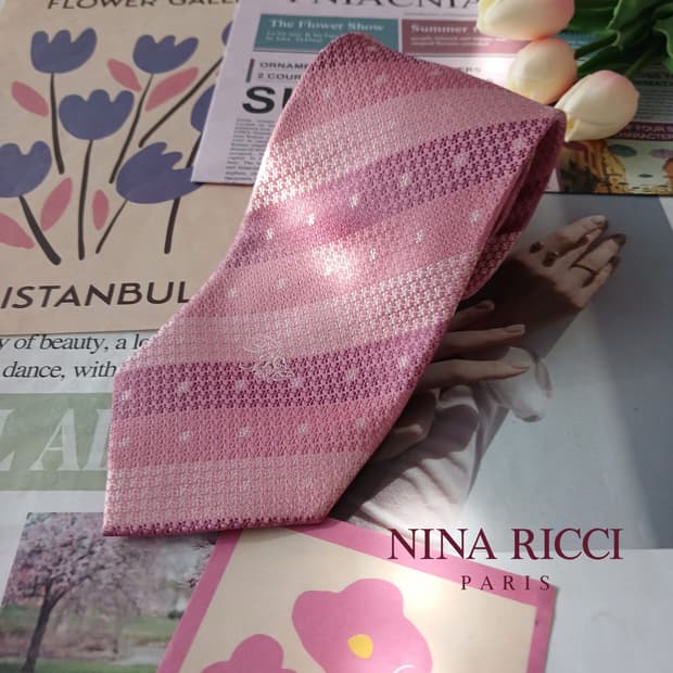 니나리치 실크 텍스처 스트라이프 넥타이 9.1cm A등급 A18985
