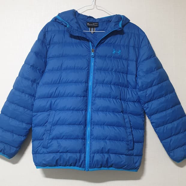 언더아머 키즈 덕다운 경량 패딩 점퍼 160사이즈