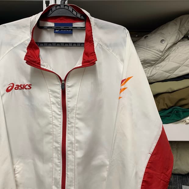 [L] 아식스 일본판 바람막이