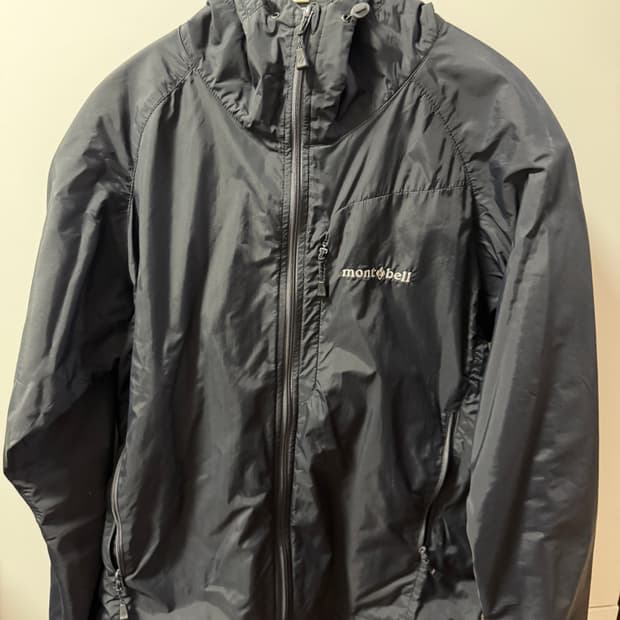 몽벨 바람막이