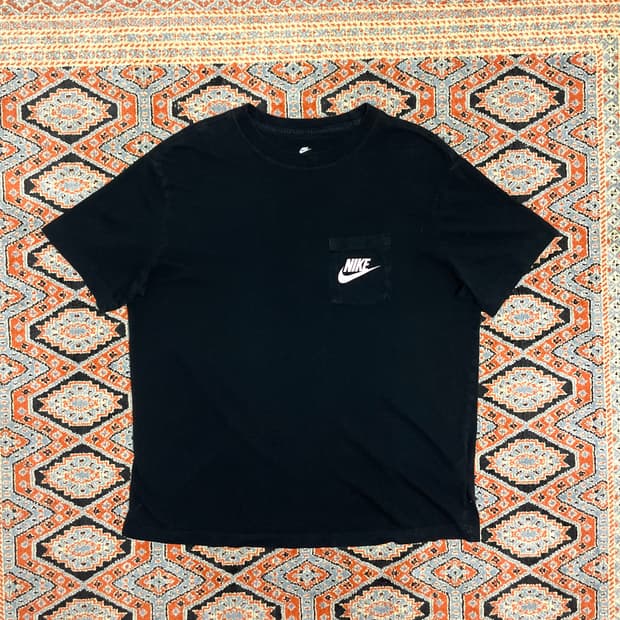 나이키 백프린팅 블랙 포켓 반팔티셔츠 남성XL