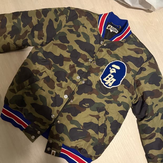 베이프 BAPE Camo Varsity Down Jacket (한정/단종