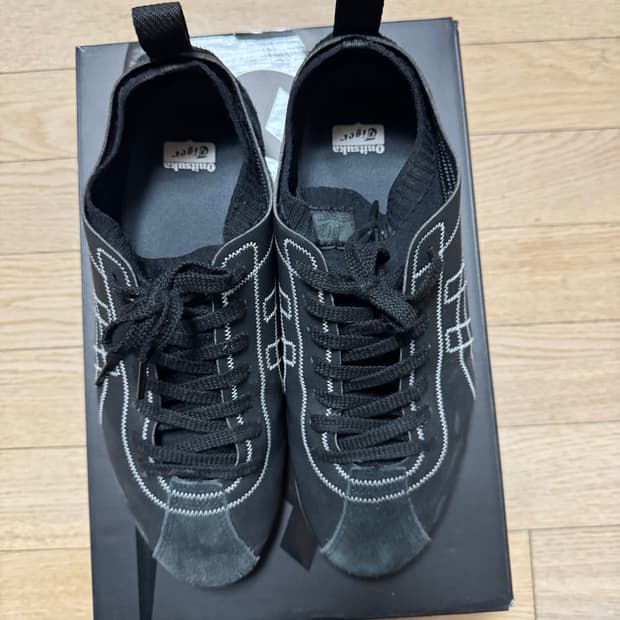 오니츠카타이거 sclaw 블랙 255