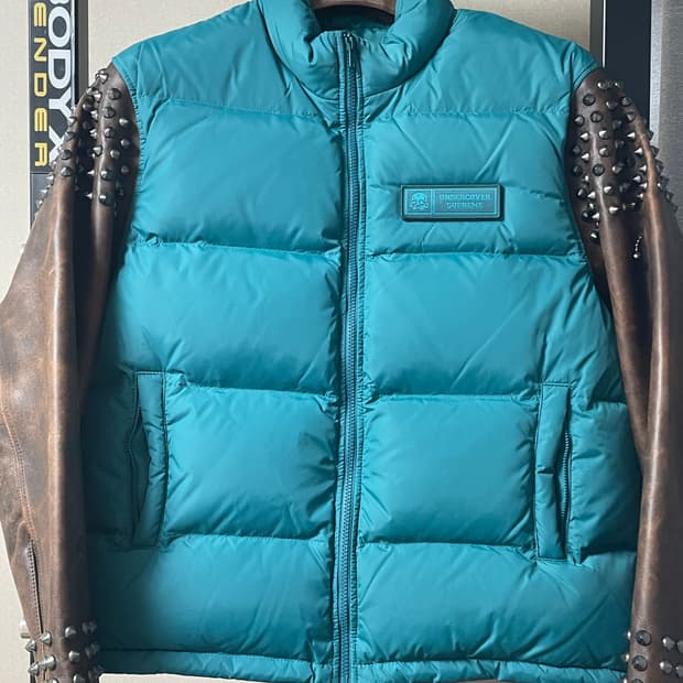 슈프림 언더커버 23ss 푸퍼 다운 자켓 M