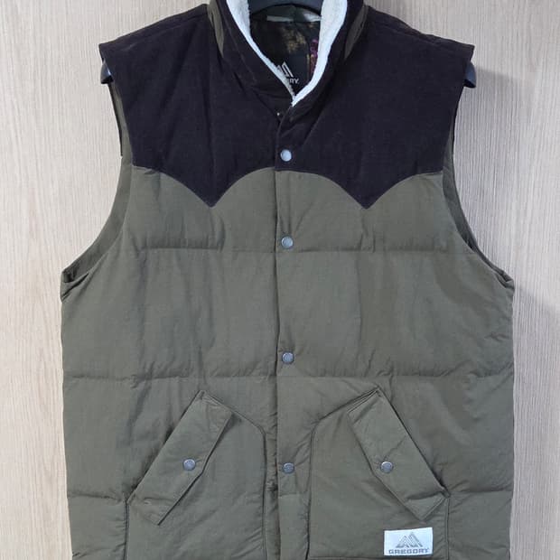 (착샷) 그레고리 패딩 베스트 양털 조끼 코듀로이
