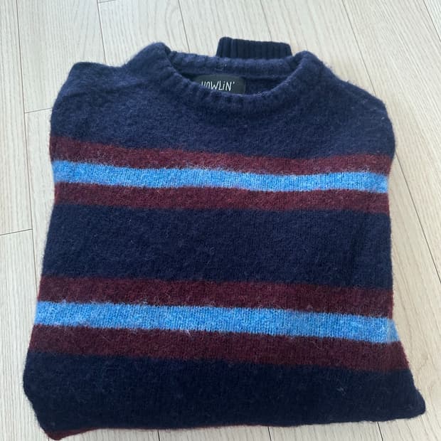 하울린 스트라이프 니트