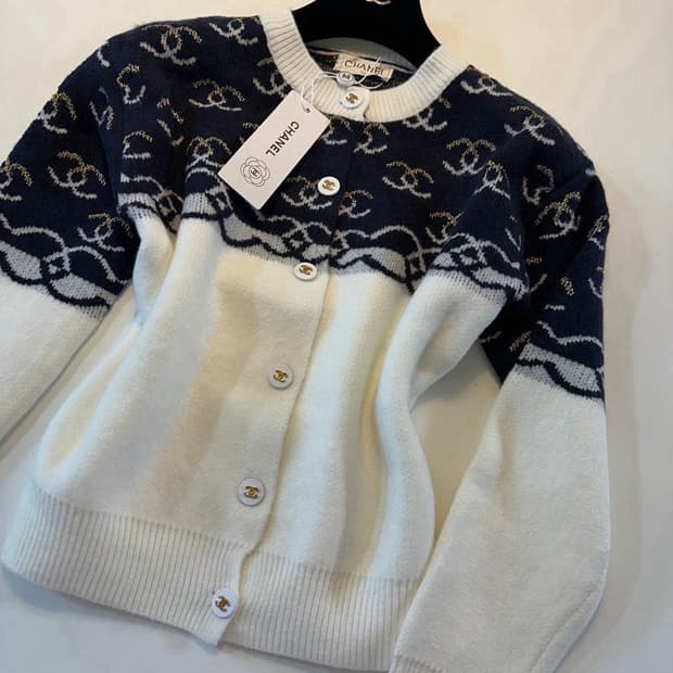 (새상품)샤넬가디건