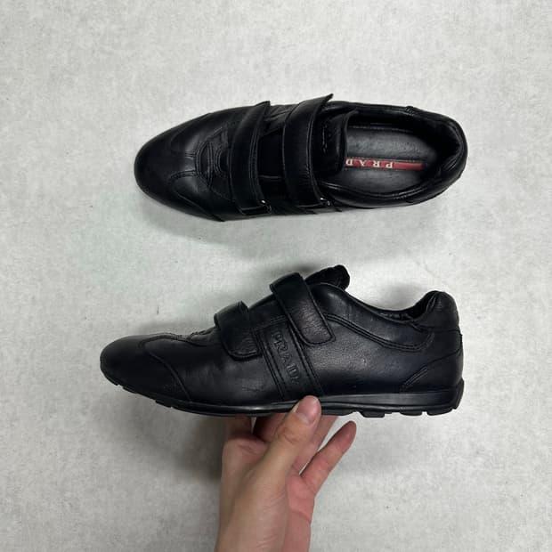 프라다 스포츠 레더 벨크로