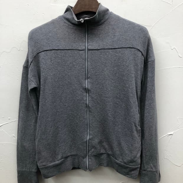 이세이 미야케 전 디렉터 집업