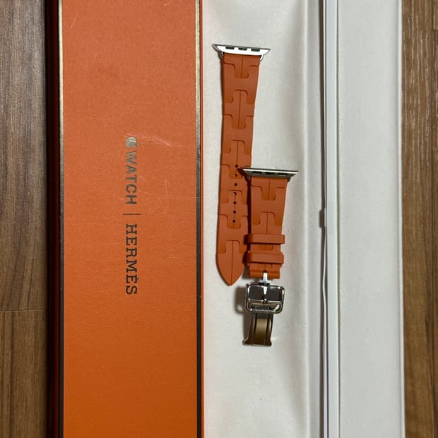 에르메스 정품 애플워치 42mm 킬림 스트랩만 팝니다.