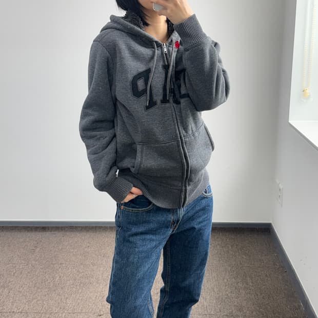 Gap 갭 차콜 로고 그레이 퍼 안감 후드집업
