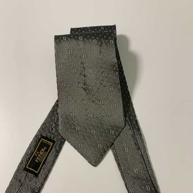 펜디(FENDI) FF모노그램 명품넥타이 A+등급 9.4cm