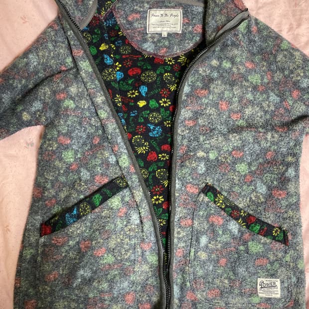 파워투더피플후드집업