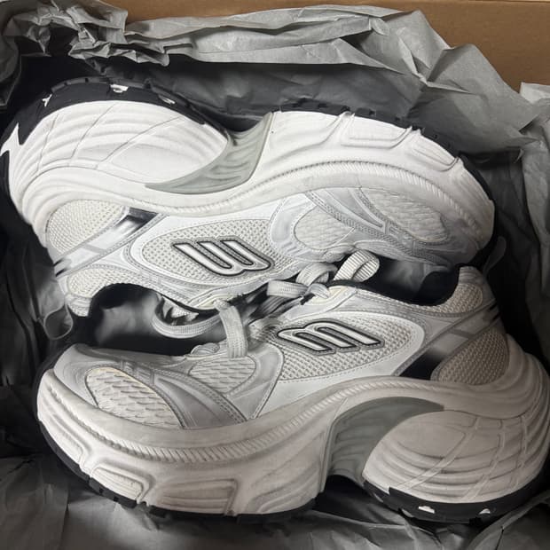 발렌시아가 10XL (42)