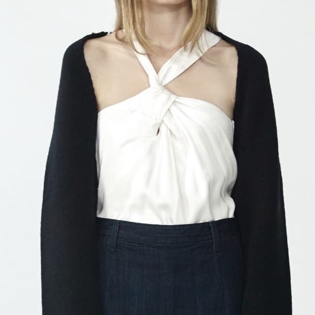 더오픈프로덕트 WOOL BLENDED BOLERO KNIT TOP, BL