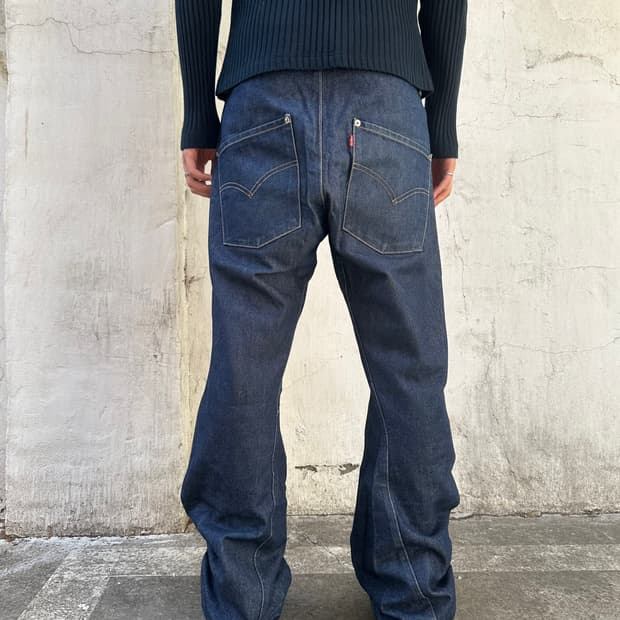 리바이스 엔지니어드진