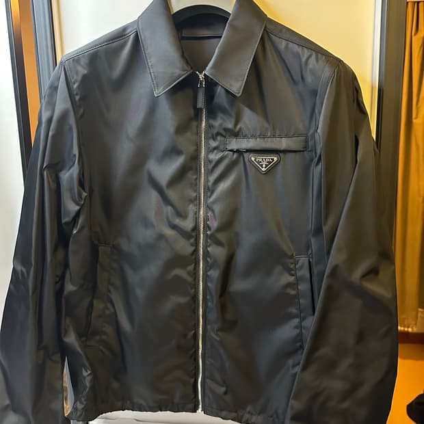 프라다 리나일론 자켓 48