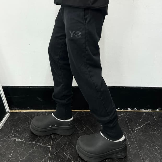 Y-3 로고 블랙 스웻 조거 팬츠