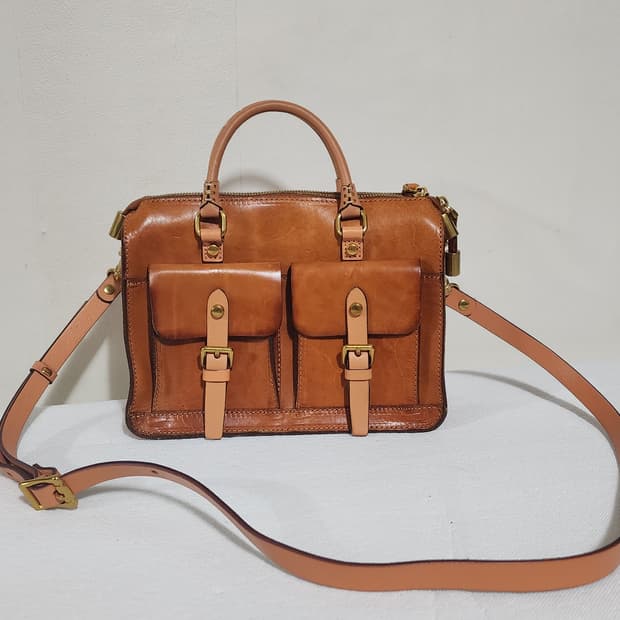 통가죽 미니 샤첼백 크로스백