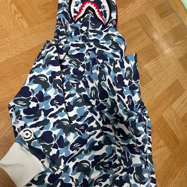 베이프  후드집업 블루