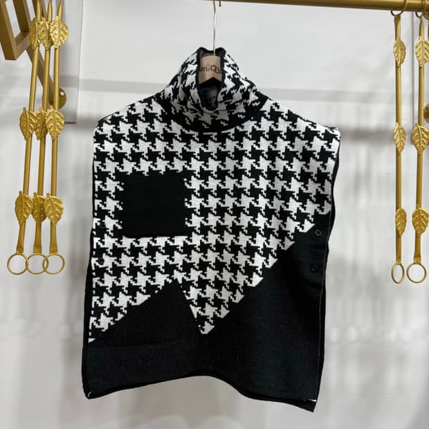 하운드투스 패턴 니트 조끼 새상품 55반까지