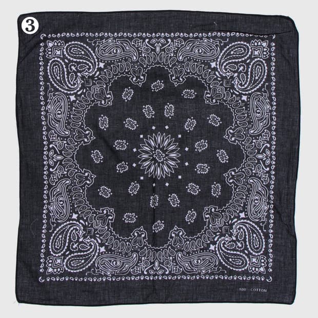 [ black cotton paisley bandana ]