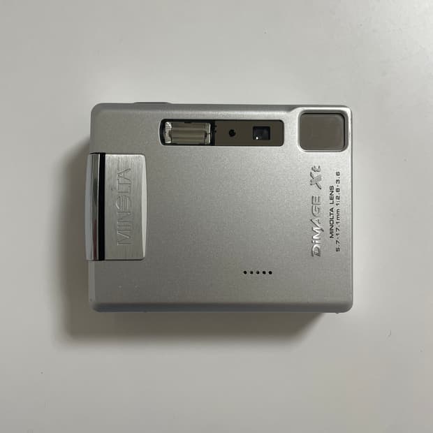 미놀타 디미지 xt