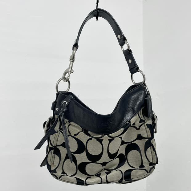 코치 블랙 자카드 숄더백