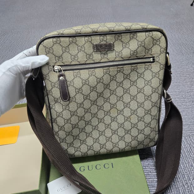 [특가][정품] 구찌 시그니처 메신저백