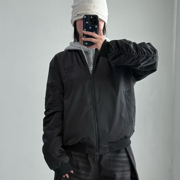아디다스 블랙 나일론 봄버 자켓